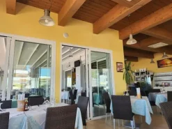 #23058 Stabilimento balneare ristorante con ampio parcheggio