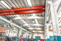 #2515003 Stabilimento produttivo con ampio piazzale