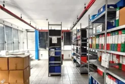 #2515003 Stabilimento produttivo con ampio piazzale