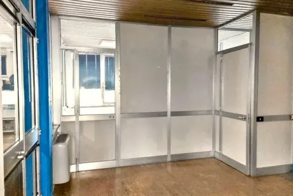 #2515003 Stabilimento produttivo con ampio piazzale