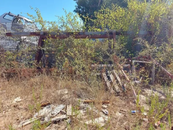 19#7203 Staffe e cavalletti in ferro