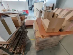 5#6786 Stampante ad inchiostri Roland e lotto di materie semilavorate e packacing