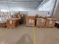 5#6786 Stampante ad inchiostri Roland e lotto di materie semilavorate e packacing