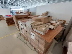 5#6786 Stampante ad inchiostri Roland e lotto di materie semilavorate e packacing