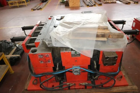47#5528 Stampi per pallet