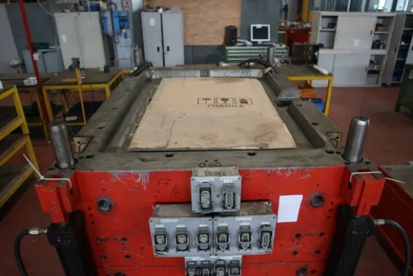 47#5528 Stampi per pallet