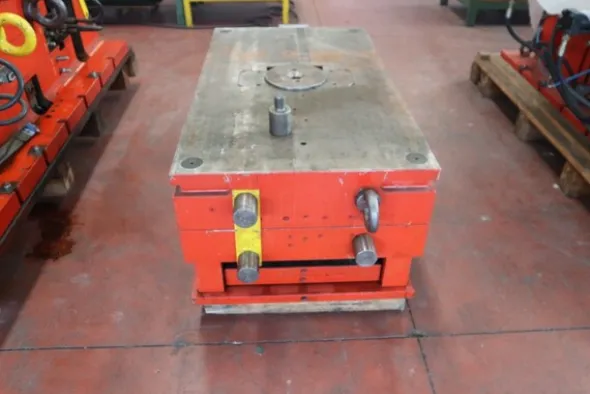 47#5528 Stampi per pallet