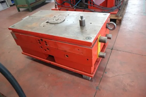 47#5528 Stampi per pallet