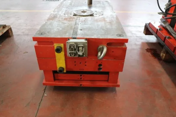 47#5528 Stampi per pallet