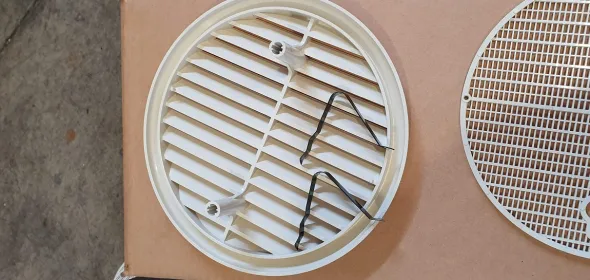 Stampo per griglie da muro con retina