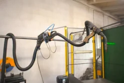 Stazione di saldatura robotica KAWASAKI RA006L