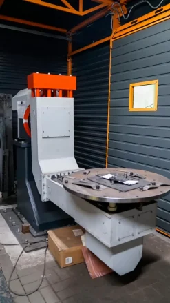 Stazione robotica per taglio e saldatura laser FANUC
