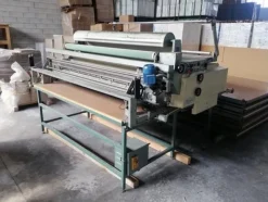 4#4368 Stenditore e macchine da cucire Rimoldi