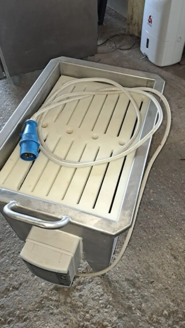 56#8391 Sterilizzatore carrellato