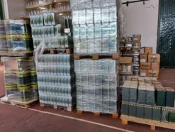 5#5548 Stock bottiglie per confezionamento olio