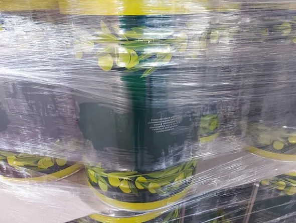 5#5548 Stock bottiglie per confezionamento olio