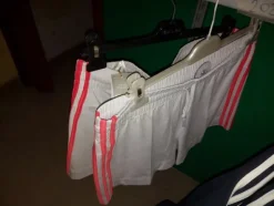 2#7928 Stock di abbigliamento e calzature uomo donna e bambino