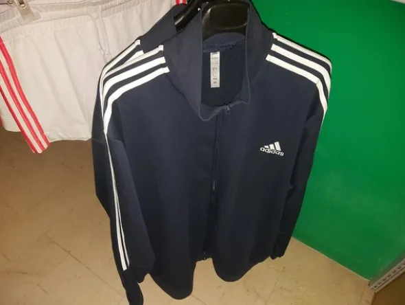 2#7928 Stock di abbigliamento e calzature uomo donna e bambino
