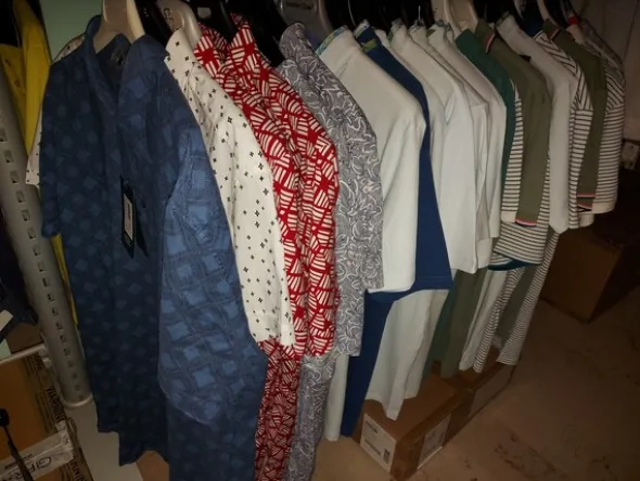 2#7928 Stock di abbigliamento e calzature uomo donna e bambino