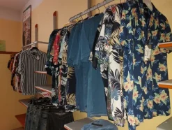 2#7928 Stock di abbigliamento e calzature uomo donna e bambino