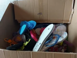 1#7928 Stock di abbigliamento e calzature uomo donna e bambino