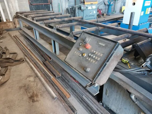 2#7267 Stock di attrezzature dismesse e materiale ferroso