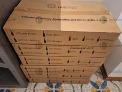 1#9692 Stock di bottiglie di vino, attrezzature e arredi per la ristorazione