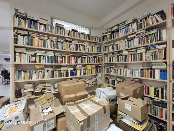 1#9803 Stock di libri usati di varia tipologia