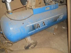 42#6304 Stock di macchinari per la lavorazione del legno