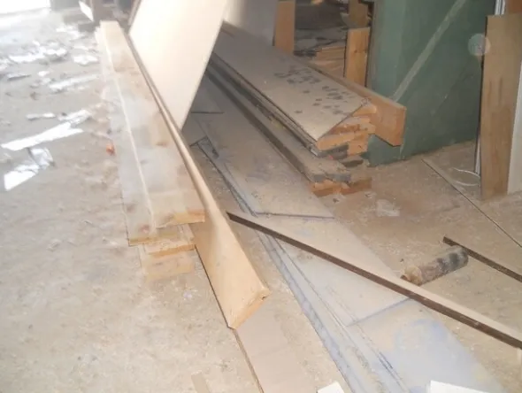 42#6304 Stock di macchinari per la lavorazione del legno