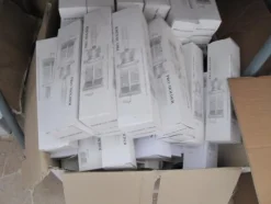 14#2503 Stock di prodotti ed attrezzature per estetista