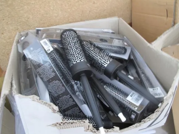 14#2503 Stock di prodotti ed attrezzature per estetista