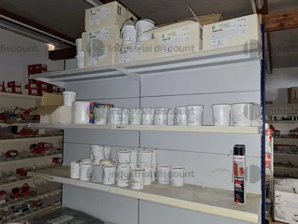 15#10037 Stock di prodotti per ferramenta