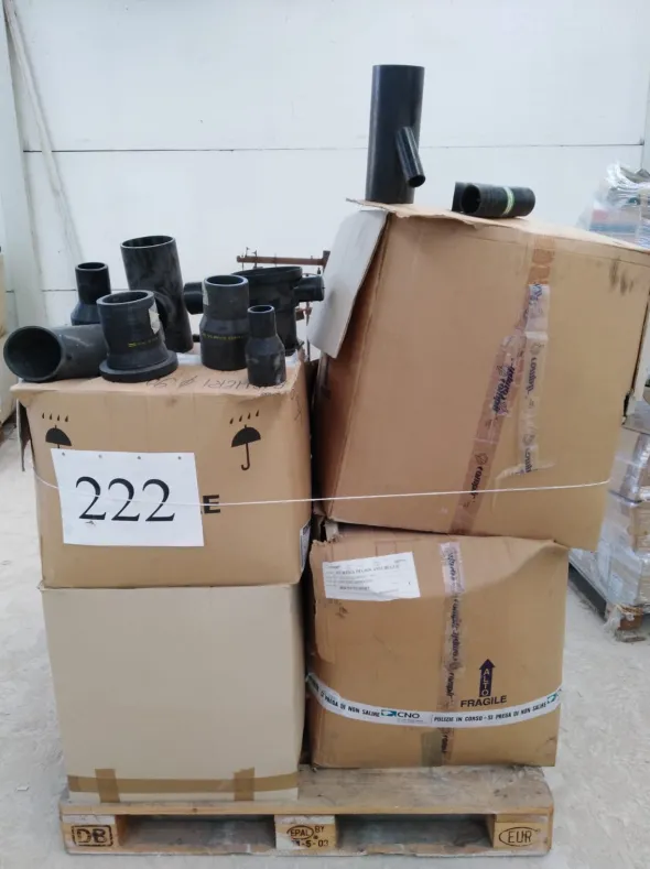 Stock di raccorderia nuova in Polietilene