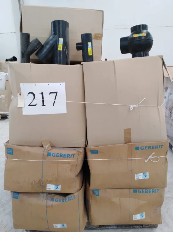 Stock di raccorderia nuova in Polietilene