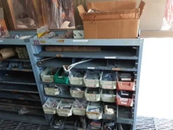 1#6273 Stock di ricambi per veicoli