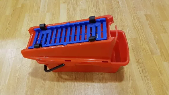 Stock di 49 stampi prodotti per la casa