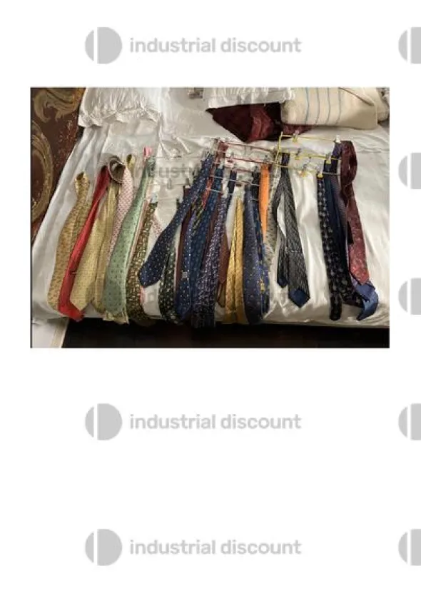 108#8837 Stock foulard e cravatte Hermès e altri brand