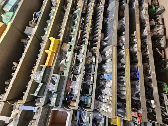 STOCK macchinari materiale vario termoidraulico edile