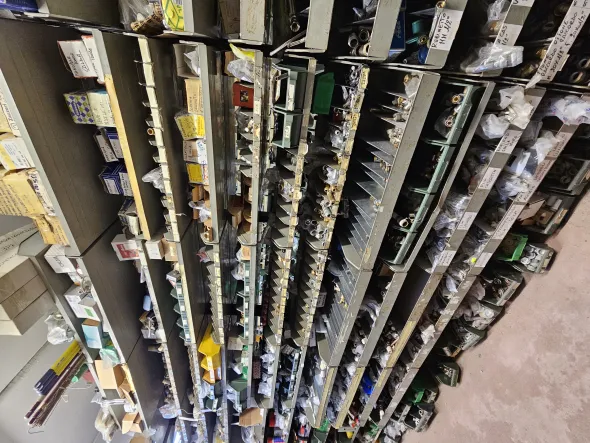 STOCK macchinari materiale vario termoidraulico edile