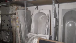 Stock sanitari, termoarredo, vasche, piatti doccia