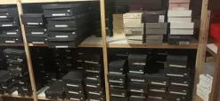 Stock scarpe nuove di marchi italiani