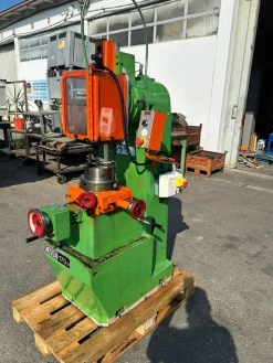 Stozzatrice Cabe 170 ST