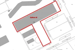 #24434 Struttura commerciale con cortile privato