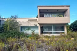 #24843 Struttura direzionale con terrazzi e cortile