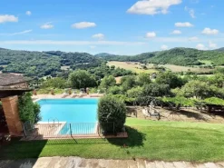 #15016 Struttura ricettiva con centro benessere e campo da golf