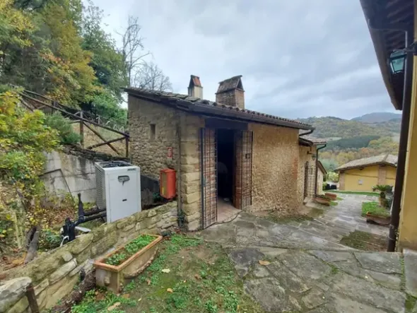 #15016 Struttura ricettiva con centro benessere e campo da golf
