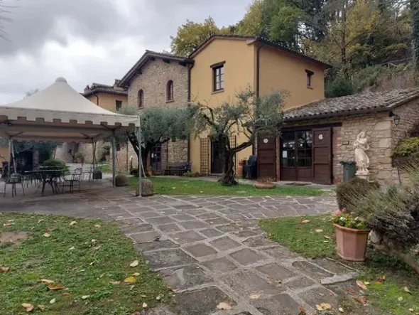 #15016 Struttura ricettiva con centro benessere e campo da golf