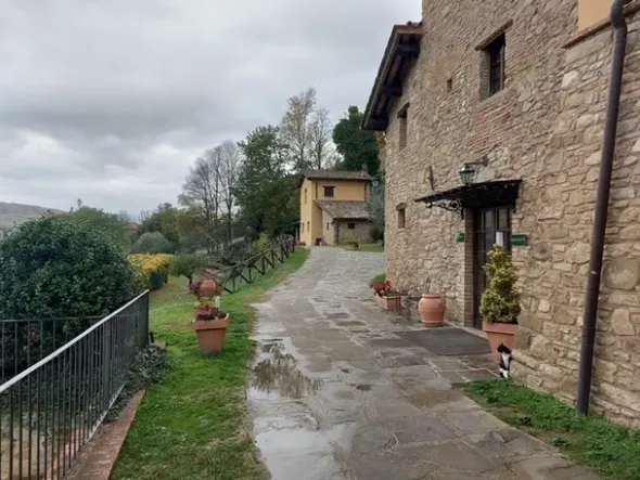 #15016 Struttura ricettiva con centro benessere e campo da golf