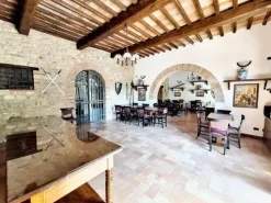 #15016 Struttura ricettiva con centro benessere e campo da golf